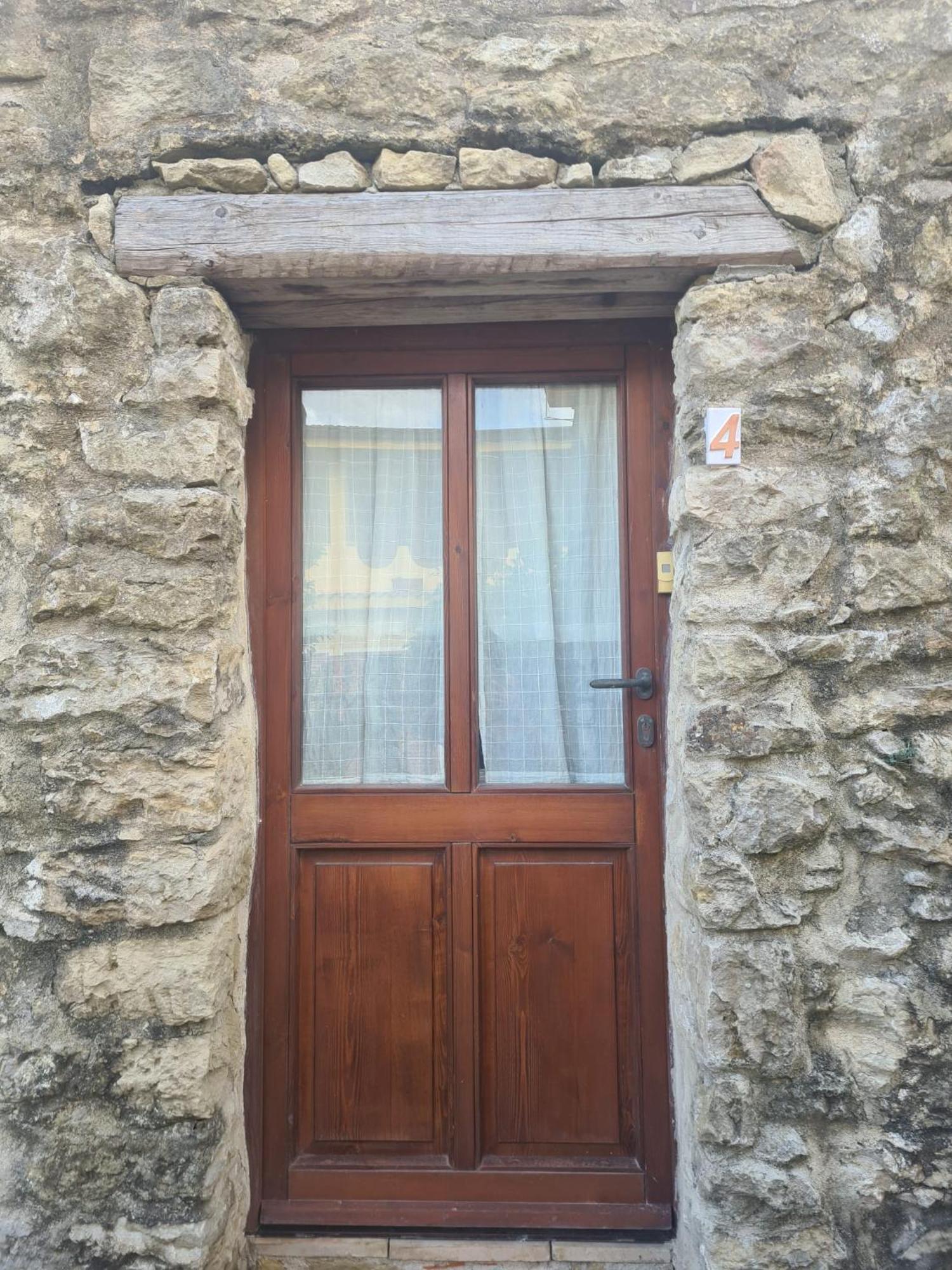 Casa Di Pietra Villa Usellus Luaran gambar