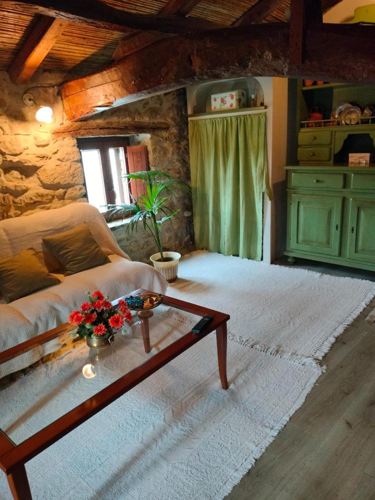 Casa Di Pietra Villa Usellus Luaran gambar