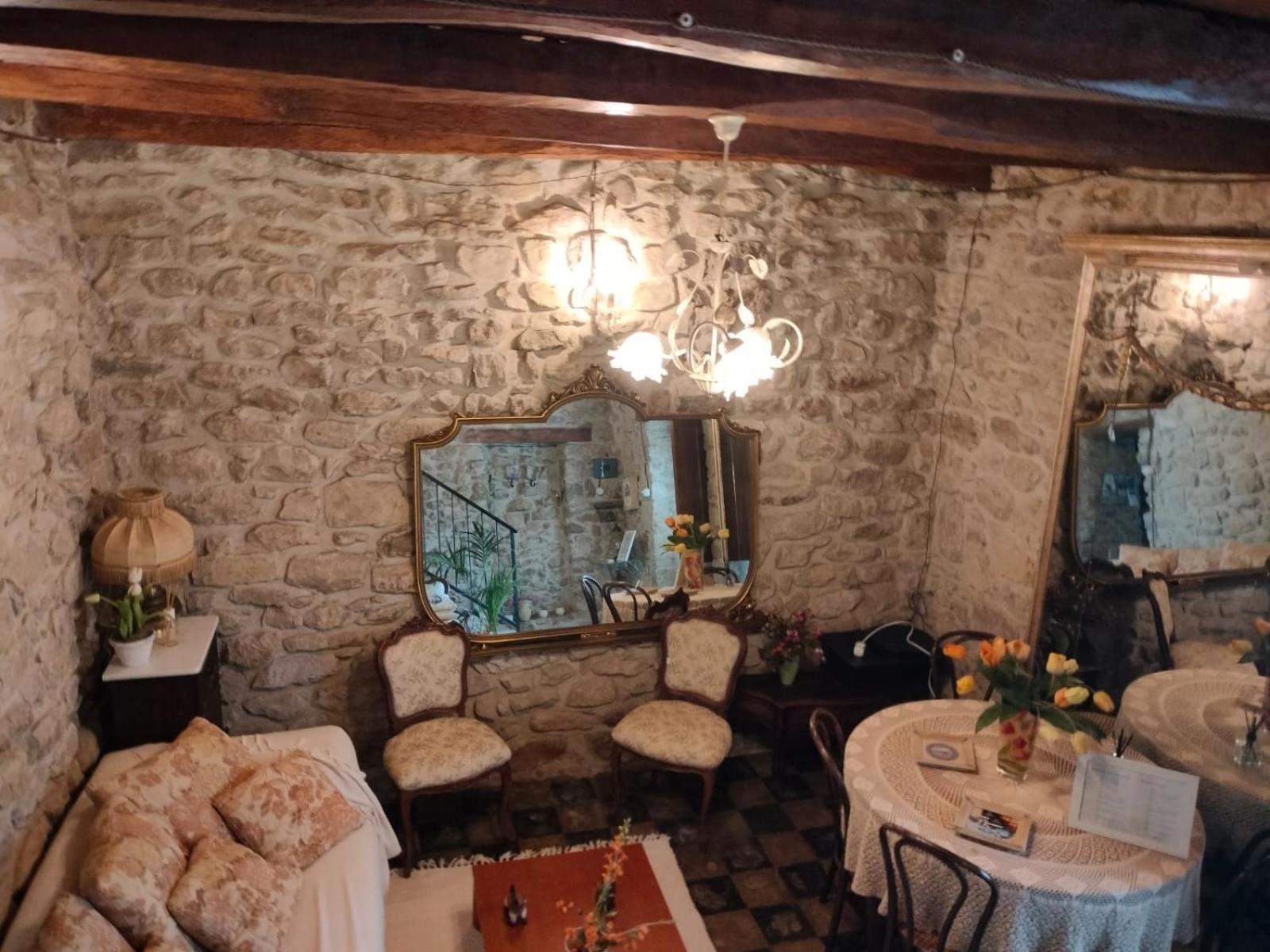 Casa Di Pietra Villa Usellus Luaran gambar